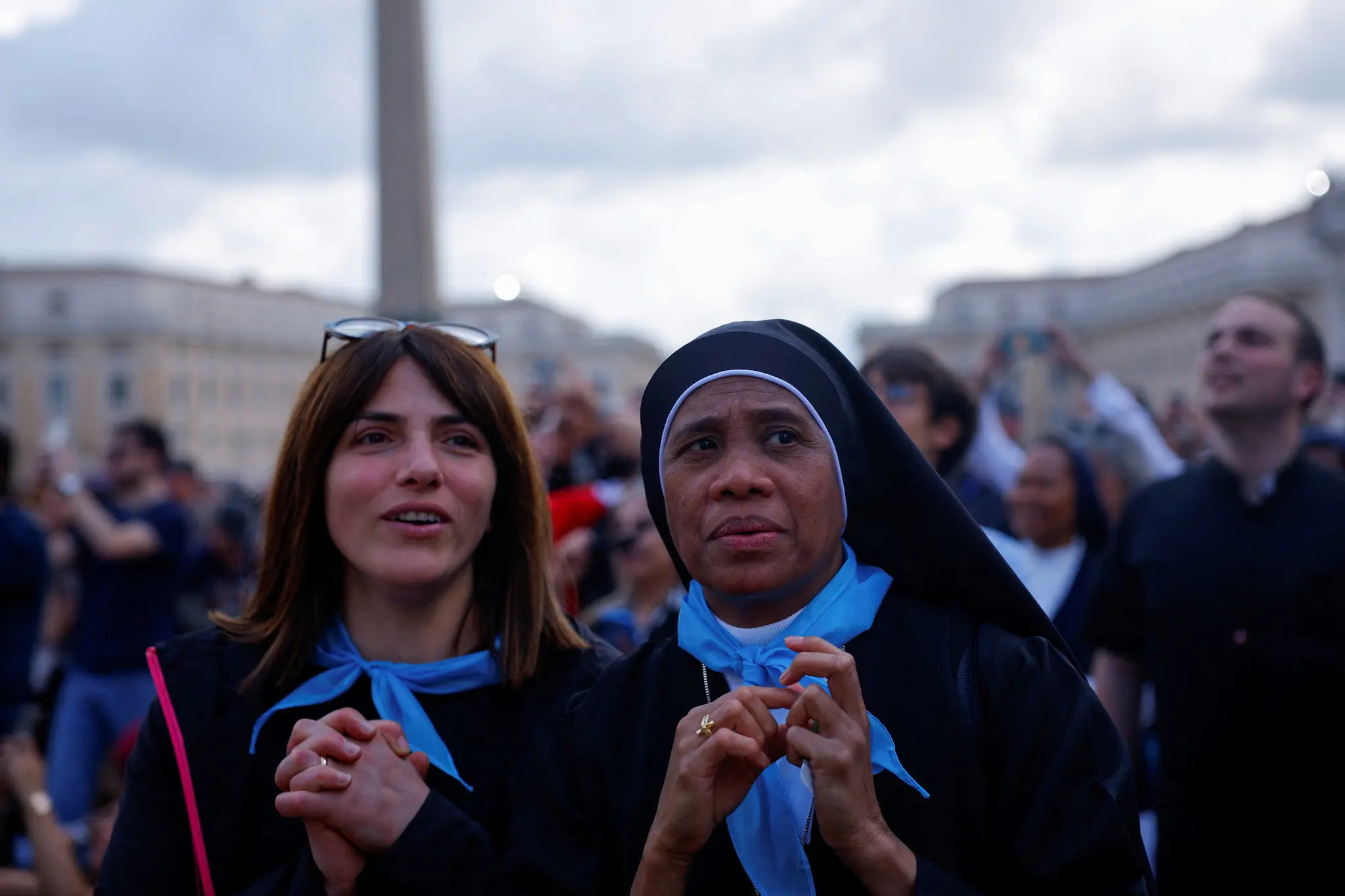 У Ватикані обрали нового Папу Римського: над Сикстинською капелою здійнявся білий дим після завершення конклаву